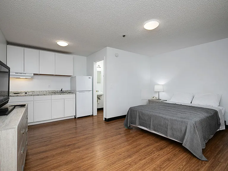 5475 Wade Green Rd — Photo 27