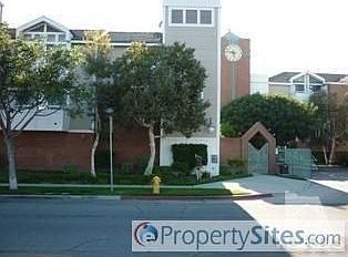 2nd image of 869 B St
