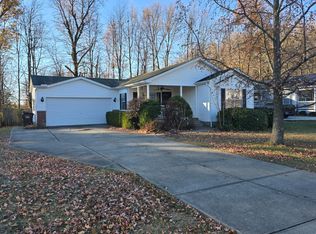 615 Brickyard Dr, Sunman, IN 47041