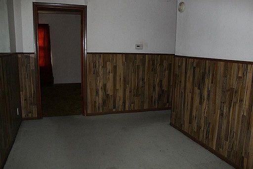 4th image of 6214 Diamond Ct