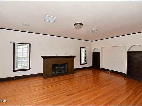 3rd image of 3010 Copper Ave