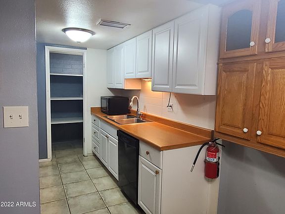 3rd image of 3424 W Echo Ln