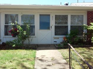 842 Inverness Ct #C, Lakewood, NJ 08701