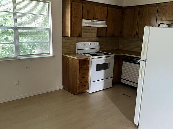 5th image of 208 Veterans Ave #11027088