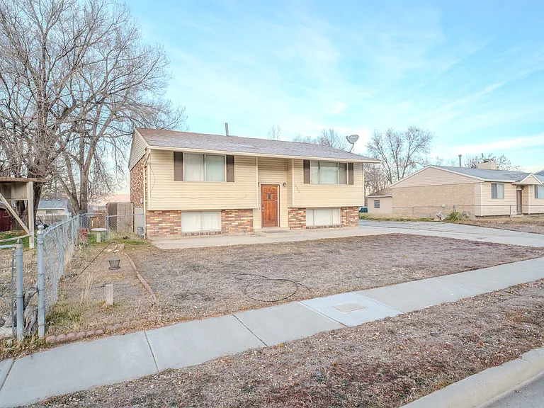 10522 S Amaryllis Dr — Photo 3