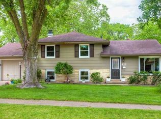 422 SE 4th St, Ankeny, IA 50021