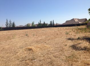 2080 E Sawgrass Ave, Fresno, CA