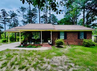 807 Spring St, Douglas, GA 31533