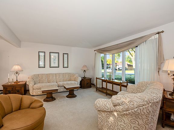 2nd image of 10709 S Nordica Ave