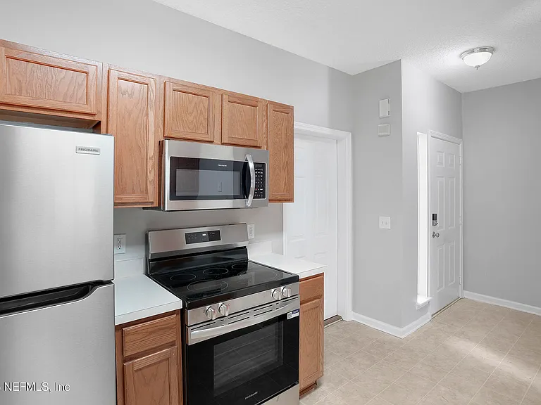 624 Southbranch Dr — Photo 6