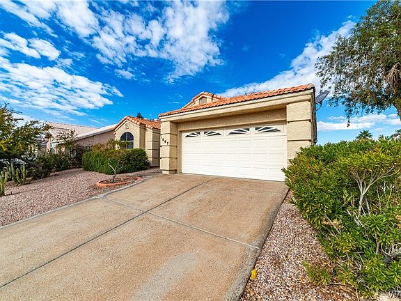 5th image of 1967 E Desert Drive