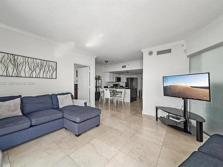1750 N Bayshore Dr #4315 — Photo 12