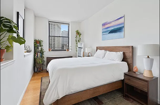 Rented by Compass | media 25