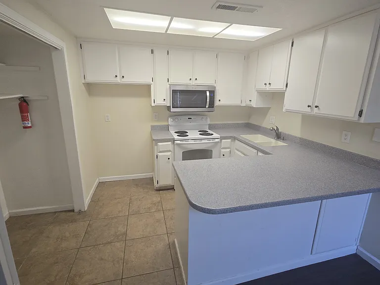 7989 Marsala Ct #7989 — Photo 5