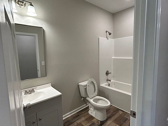 5th image of 38 Corbett St #B