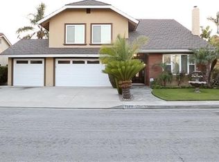 15411 Cottonwood Cir, Huntington Beach, CA 92647