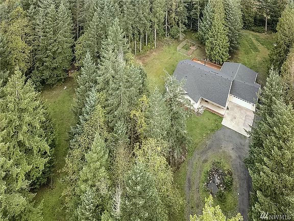 2nd image of 187 Ivy Dale Ln