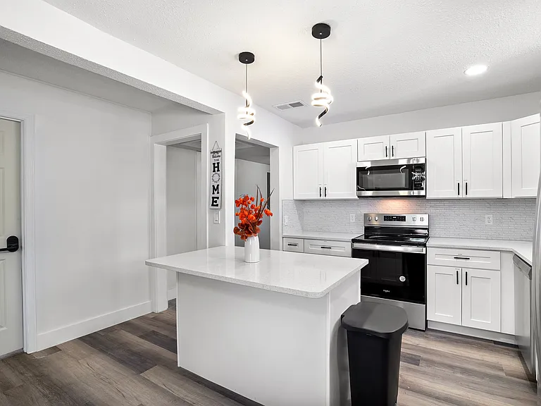5324 Quan Dr — Photo 4