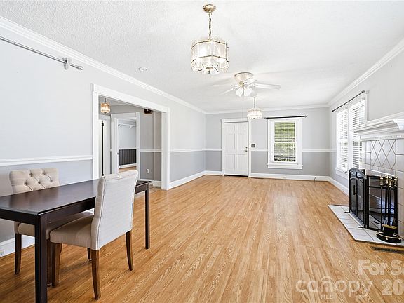 5th image of 1020 W C St