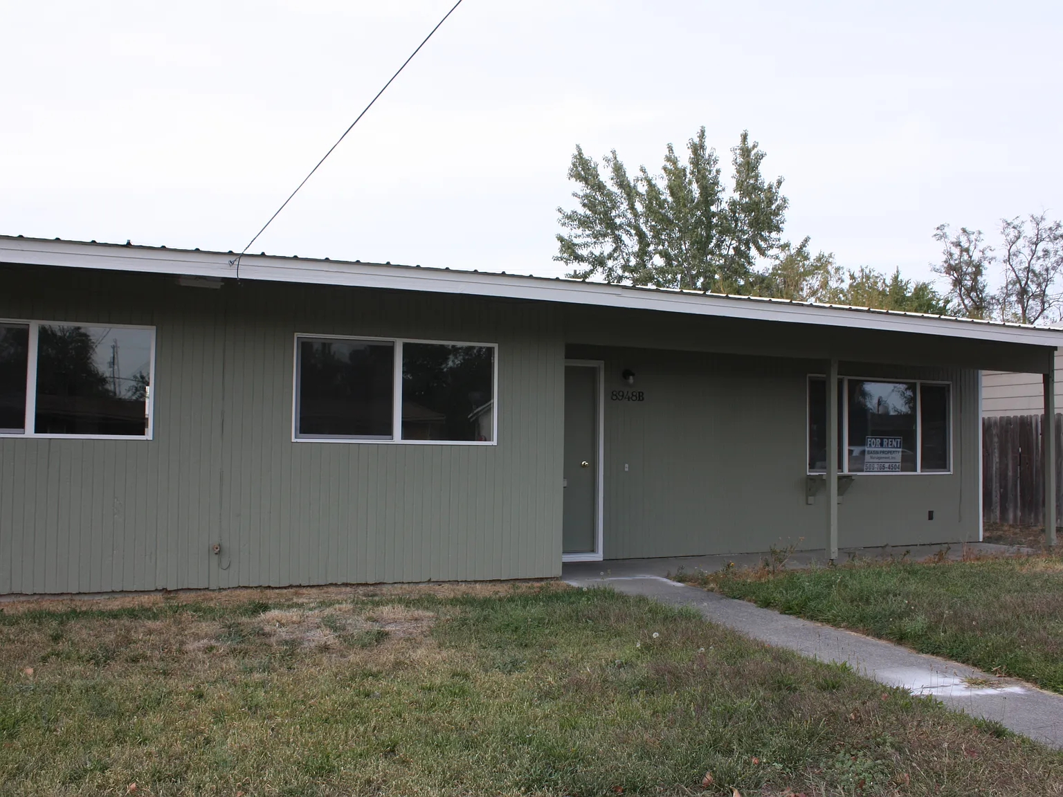 3 bed, 1100 sqft, $1,200 — Photo 1
