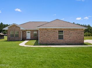 11104 Pinewood Hills Ln, Vancleave, MS 39565