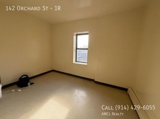 142 Orchard St #1R, Yonkers, NY 10703
