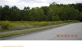 2nd image of 40 Greenfield Dr