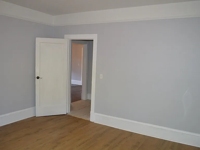2536 Phyllis St — Photo 11