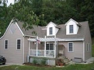 130 6 Mile Rd, Danville, WV 25053