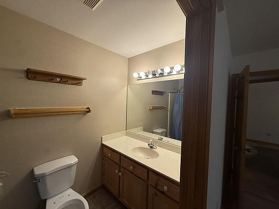 4th image of 133 Fox Trot Ln