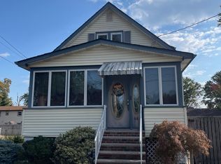 66 Alcoa Ave, Edison, NJ 08837