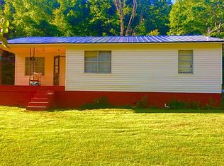 901 Jones Fork Rd, Woollum, KY 40906