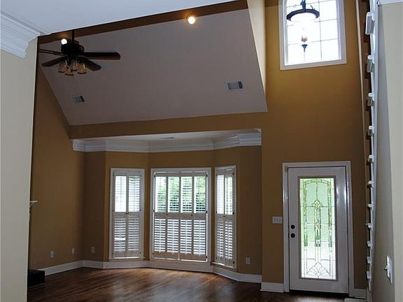 2nd image of 2882 Wynfair Dr