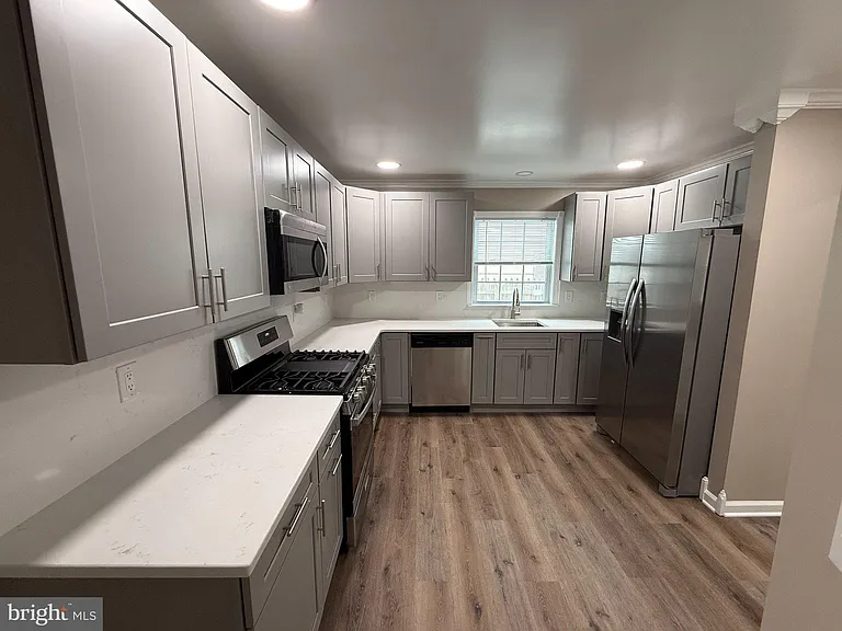 222 Samdin Blvd — Photo 9