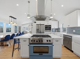 1 H St, Nantucket, MA 02554