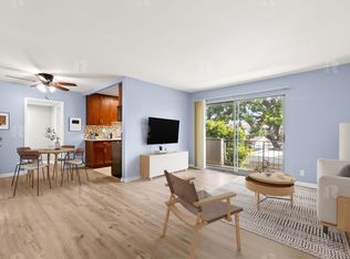 1952 S Holt Ave APT 5, Los Angeles, CA 90034