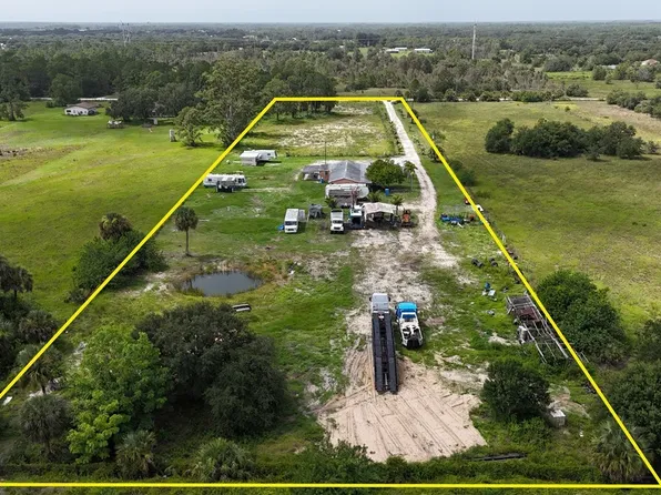 23435 Carolyn Ln, Fort Myers, FL 33913