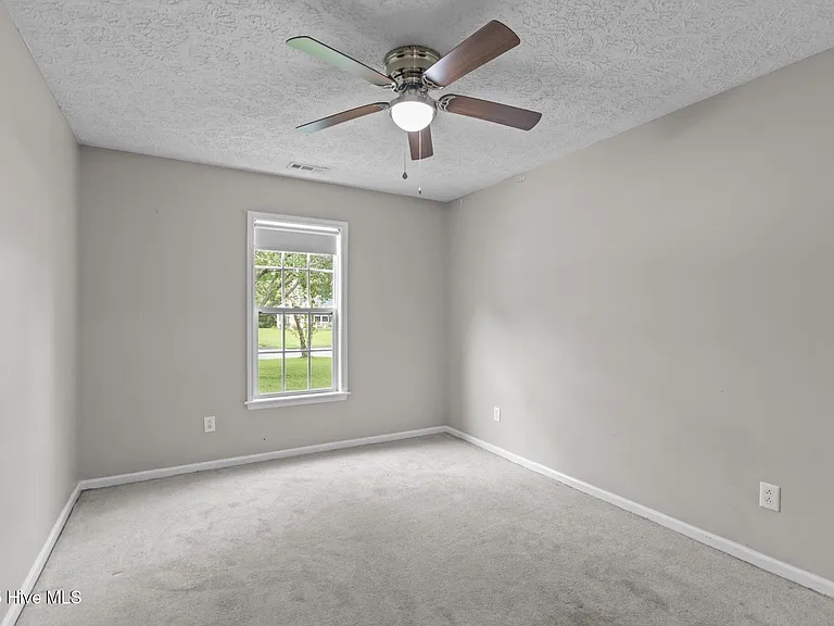 300 Foxhall Rd — Photo 13