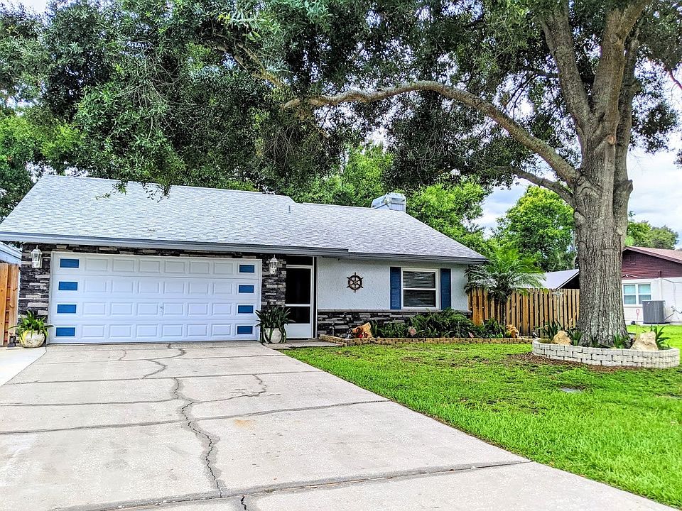 1st image of 113 Lake Thomas Dr
