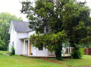 1508 Harrison Ave, Charleston, IL 61920