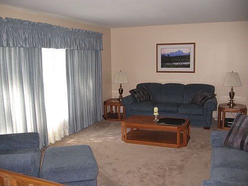 2nd image of 6529 Taylor Dr