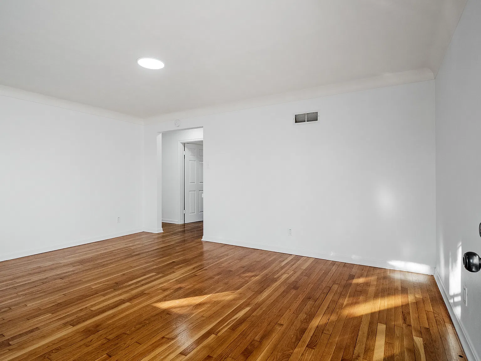 Updated 3 Bedroom Home — Photo 4