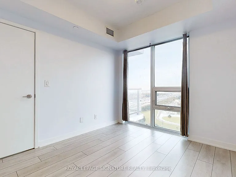 2033 Kennedy Rd #2102 — Photo 19