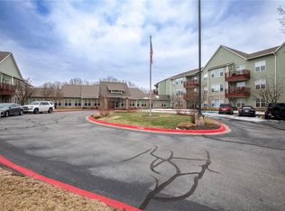 1 Highlands Crossing Dr APT 119, Bella Vista, AR 72715
