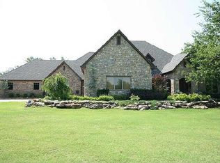 9923 N Ashfield Rd, Owasso, OK 74055