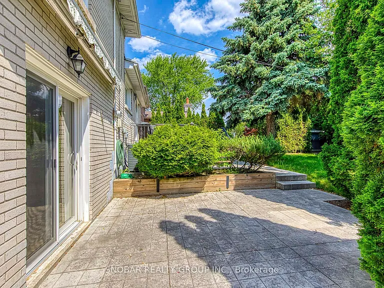 42 Norgrove Cres — Photo 25