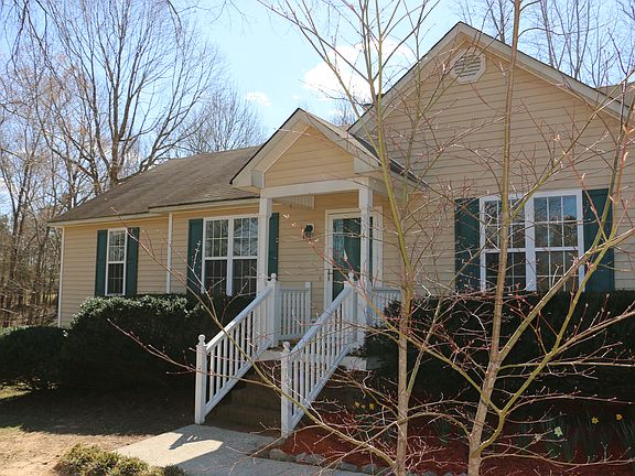 Cute Split-Ranch Home