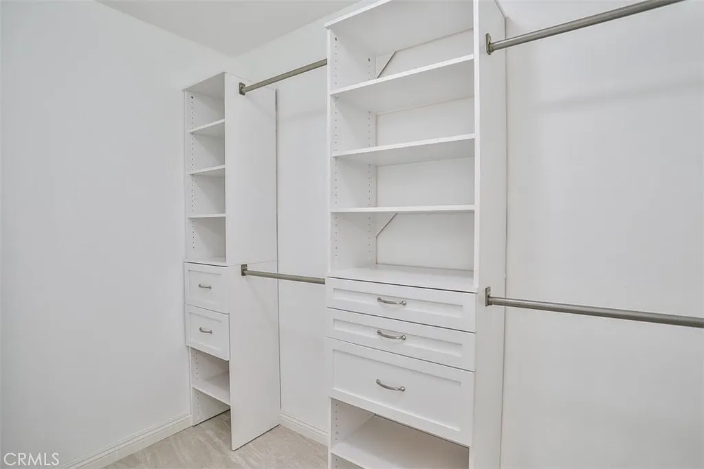 5 bed, 2995 sqft, $6,500 — Photo 4
