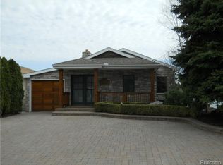 4694 Sherbourne Ave, Waterford, MI