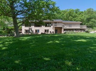 2348 Rinden Rd, Cottage Grove, WI 53527